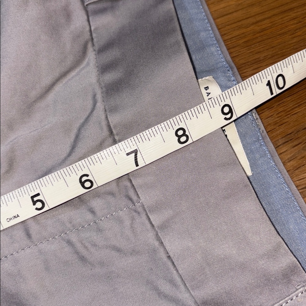 BANANA REPUBLIC khaki style cropped pants - Picture 9 of 10